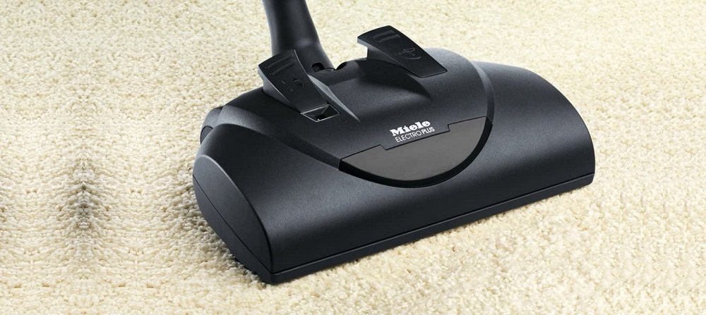 Miele Classic C1 Cat and Dog Canister Vacuum
