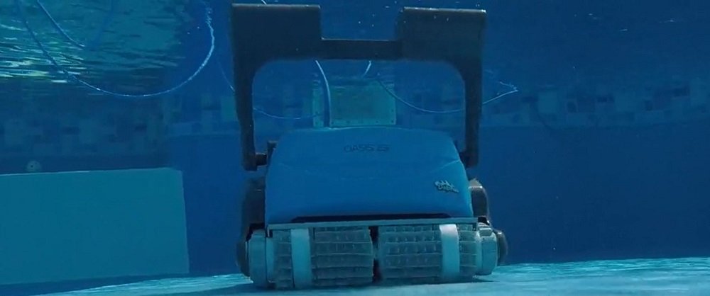 Dolphin Oasis Z5i Robot