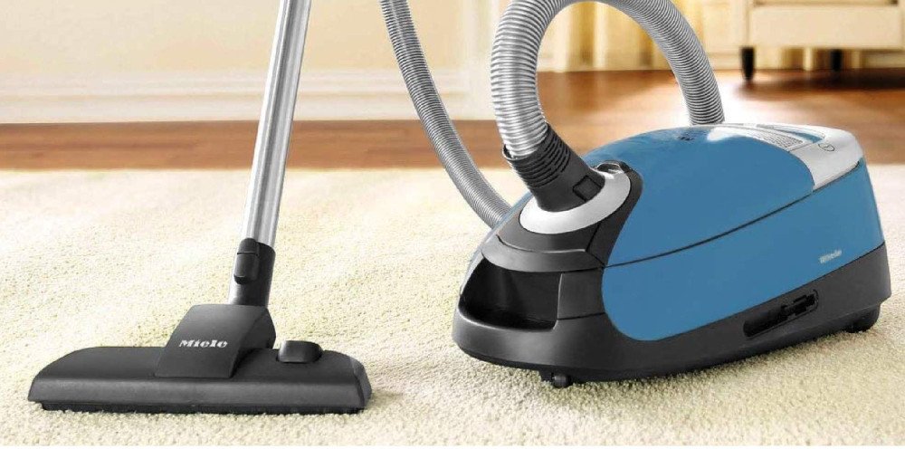 Canister Vacuum for Carpets