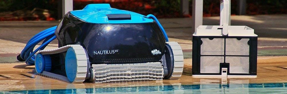 Robotic Pool Cleaner with Swivel Cord