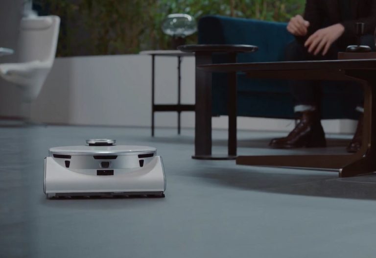 Samsung JetBot 90 AI+ Robot Vacuum Review