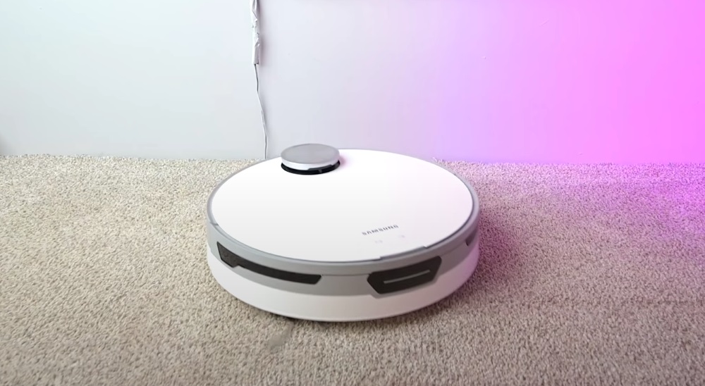 Samsung Jet Bot Robot Vacuum with Intelligent Power Control, Precise Navigation, Multi Surface Cleaner for Hardwood Floors, Carpets, and Area Rugs, Anti-Hair Wrap Brush, White