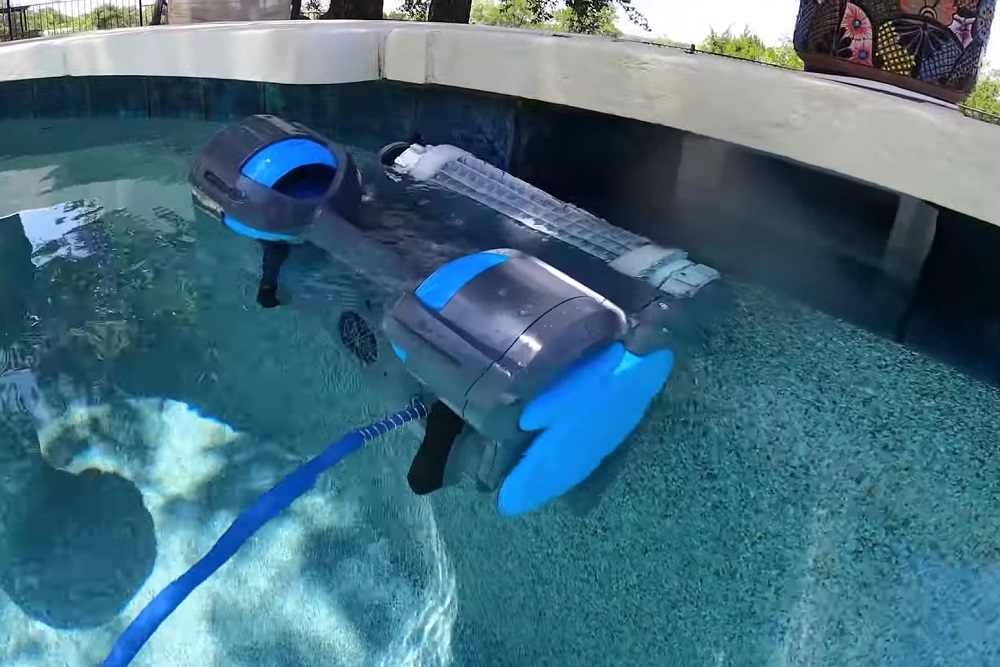 What Makes Automatic Pool Cleaners Energy Efficient