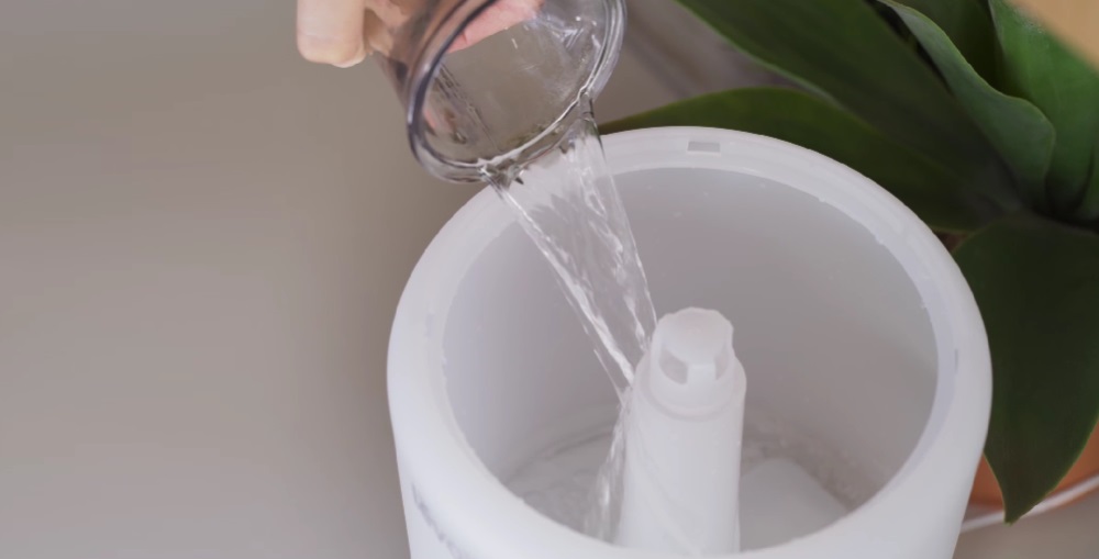 Filling a Humidifier with Water